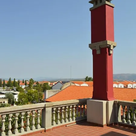 Casa Vermelha * Vila Nova de Foz Coa