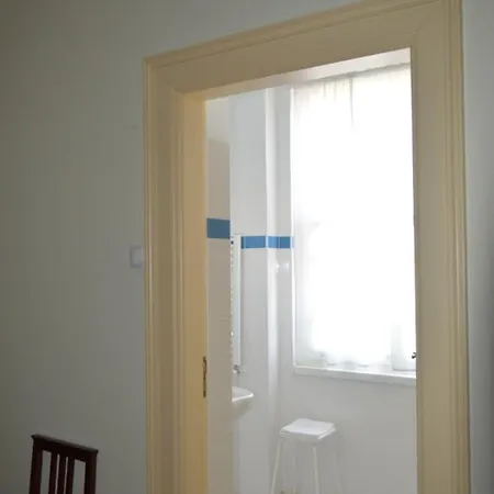 여관 Casa Vermelha 빌라 노바 데 포즈코아