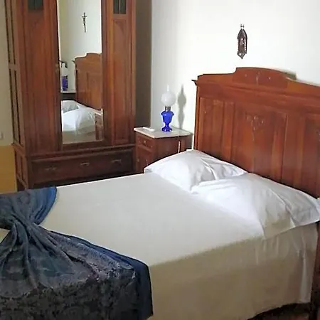 Casa Vermelha 여관 빌라 노바 데 포즈코아
